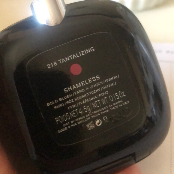 Marc Jacobs blush! - Picture 3 of 3